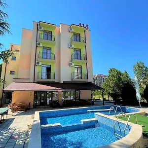 https://415-hostel.sunnybeach-hotels.org